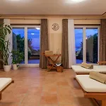 Pensión Sonnenhof 4*