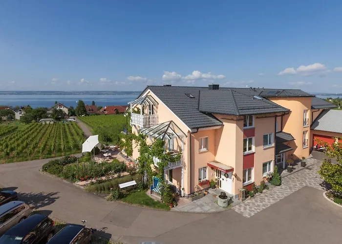 Sonnenhof בית הארחה